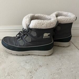 Sorel women’s waterproof winter boots
